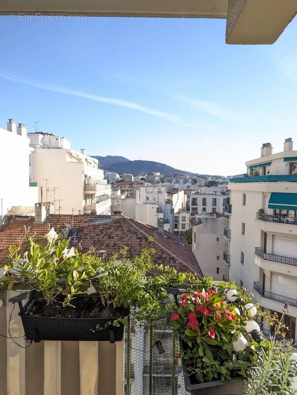 Appartement à NICE