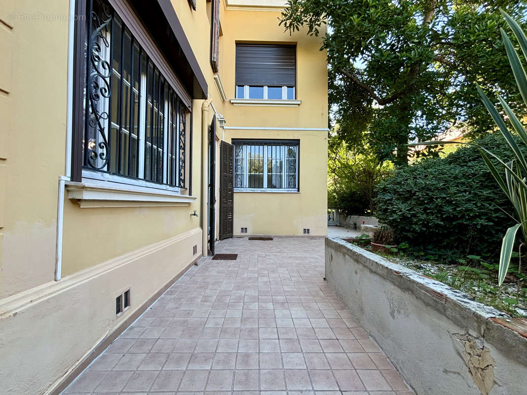 Appartement à ROQUEBRUNE-CAP-MARTIN