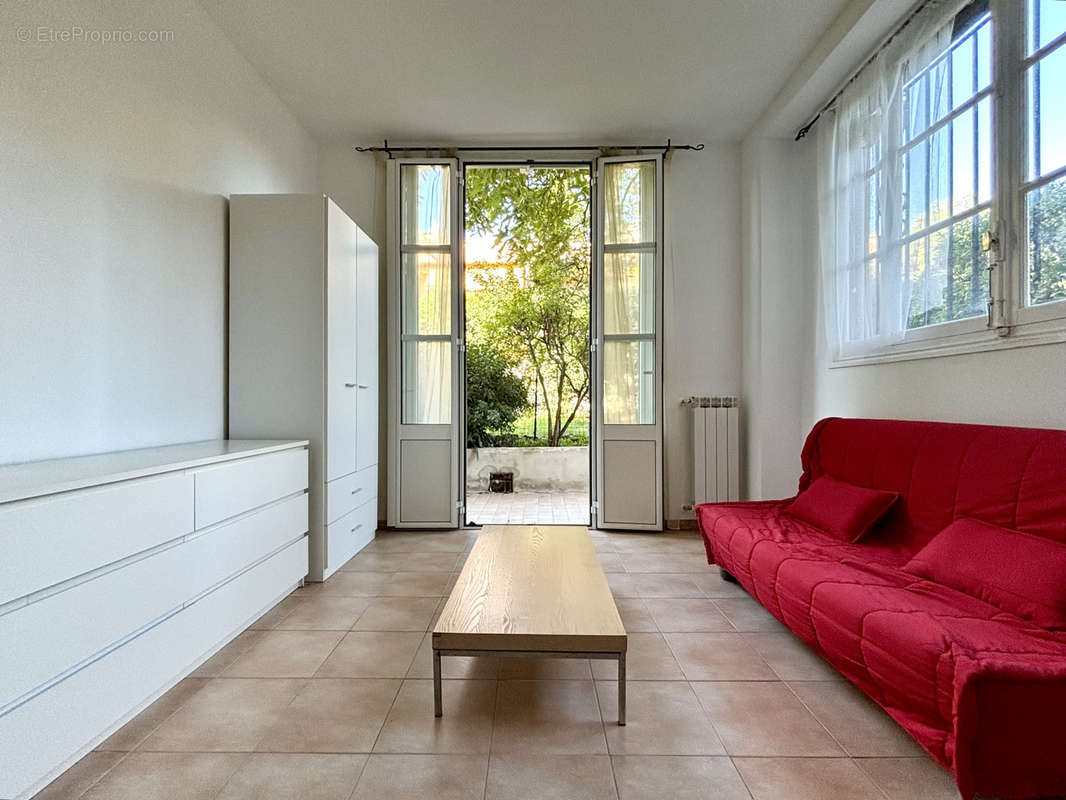 Appartement à ROQUEBRUNE-CAP-MARTIN