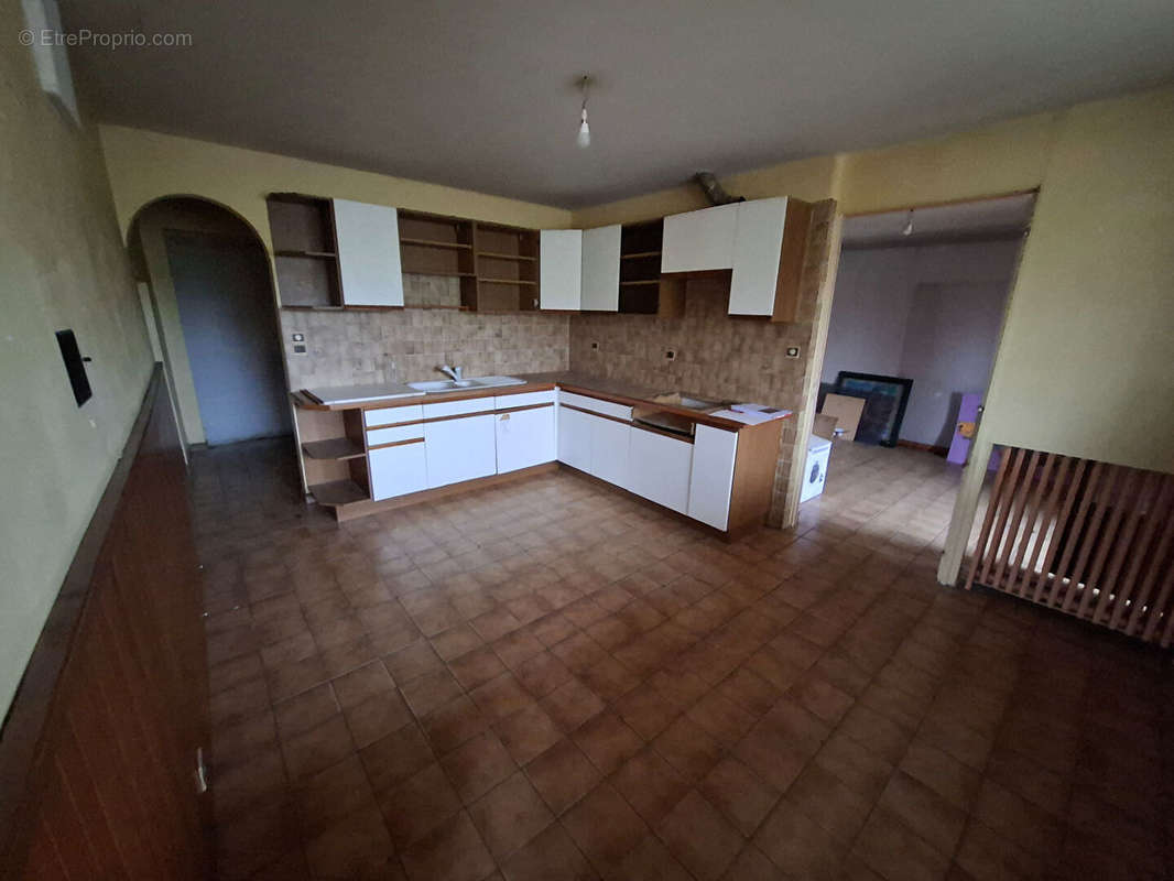 Appartement à MONTREVEL-EN-BRESSE