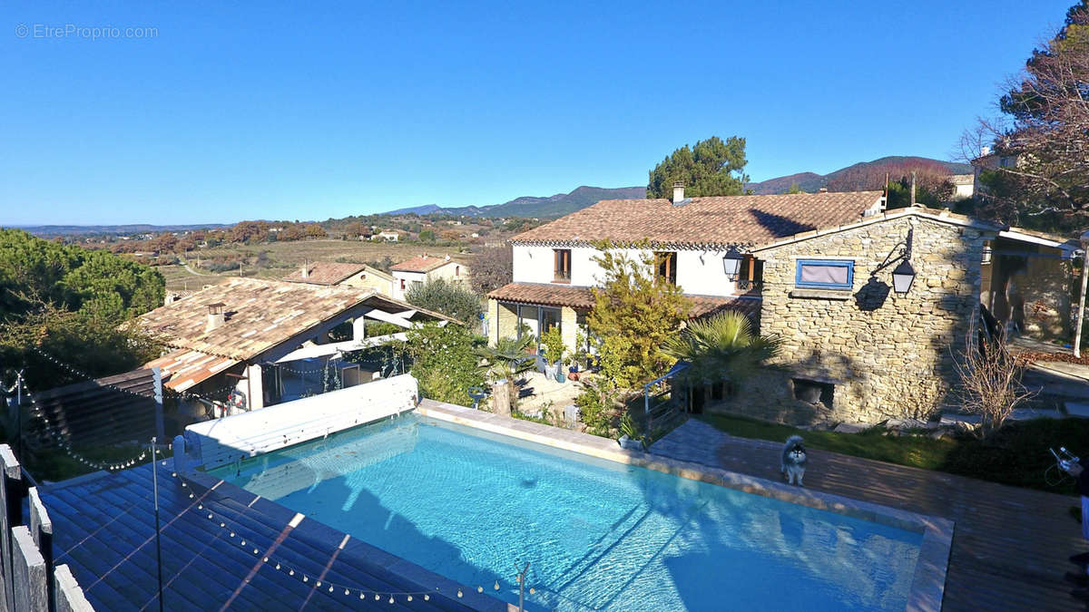 Maison à VAISON-LA-ROMAINE