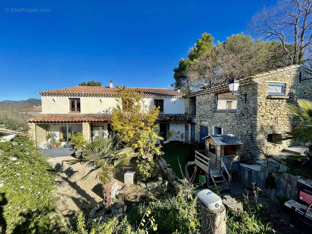 Maison à VAISON-LA-ROMAINE