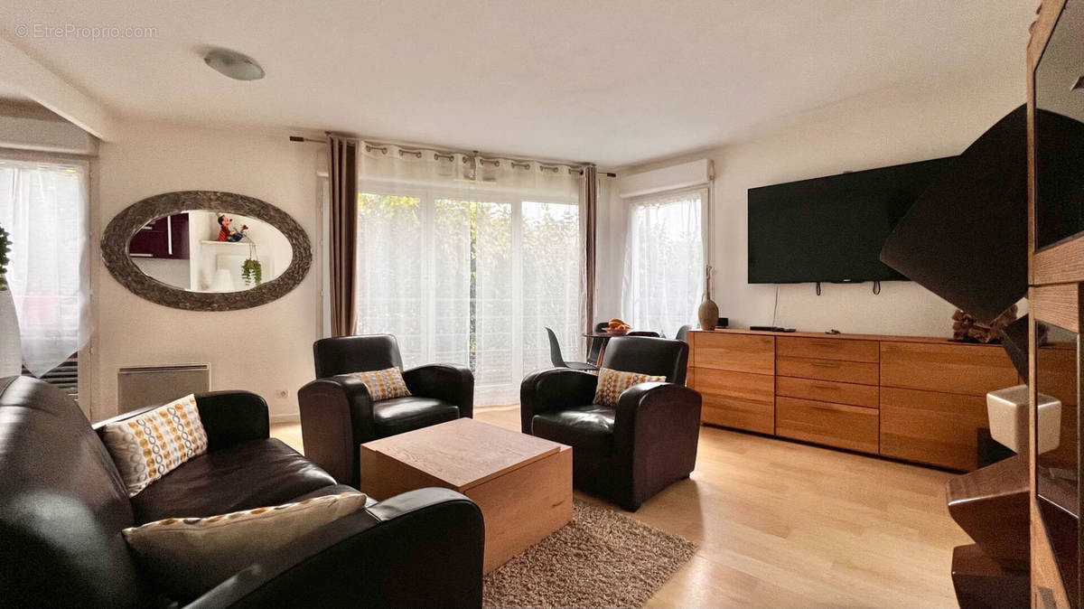 Appartement à CORBEIL-ESSONNES