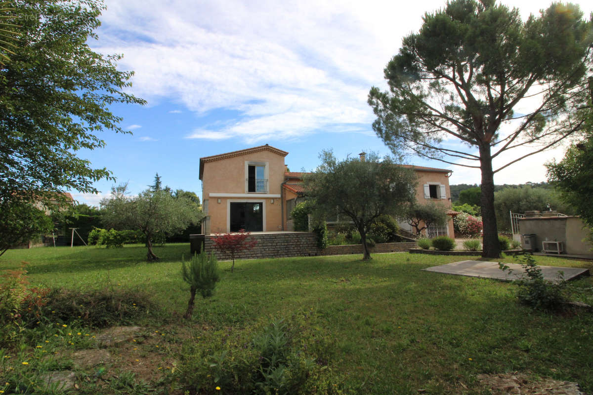 Maison à SAINT-MARTIN-DE-VALGALGUES