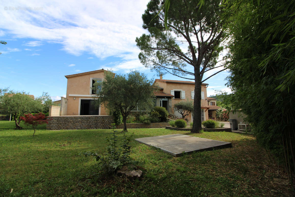 Maison à SAINT-MARTIN-DE-VALGALGUES