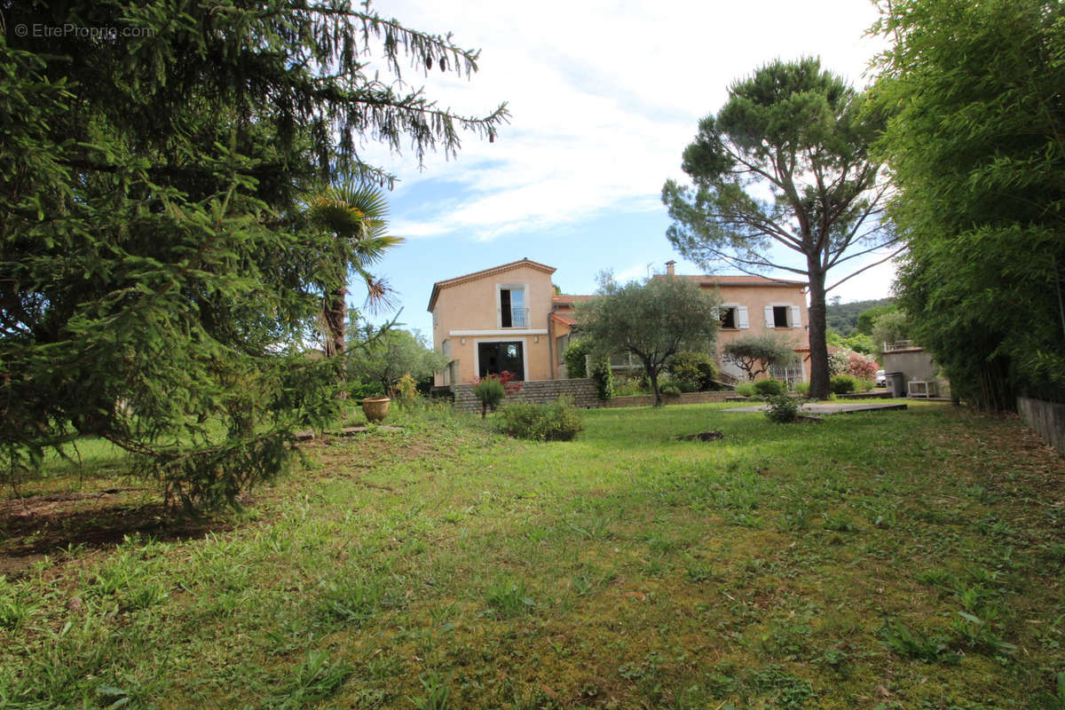 Maison à SAINT-MARTIN-DE-VALGALGUES