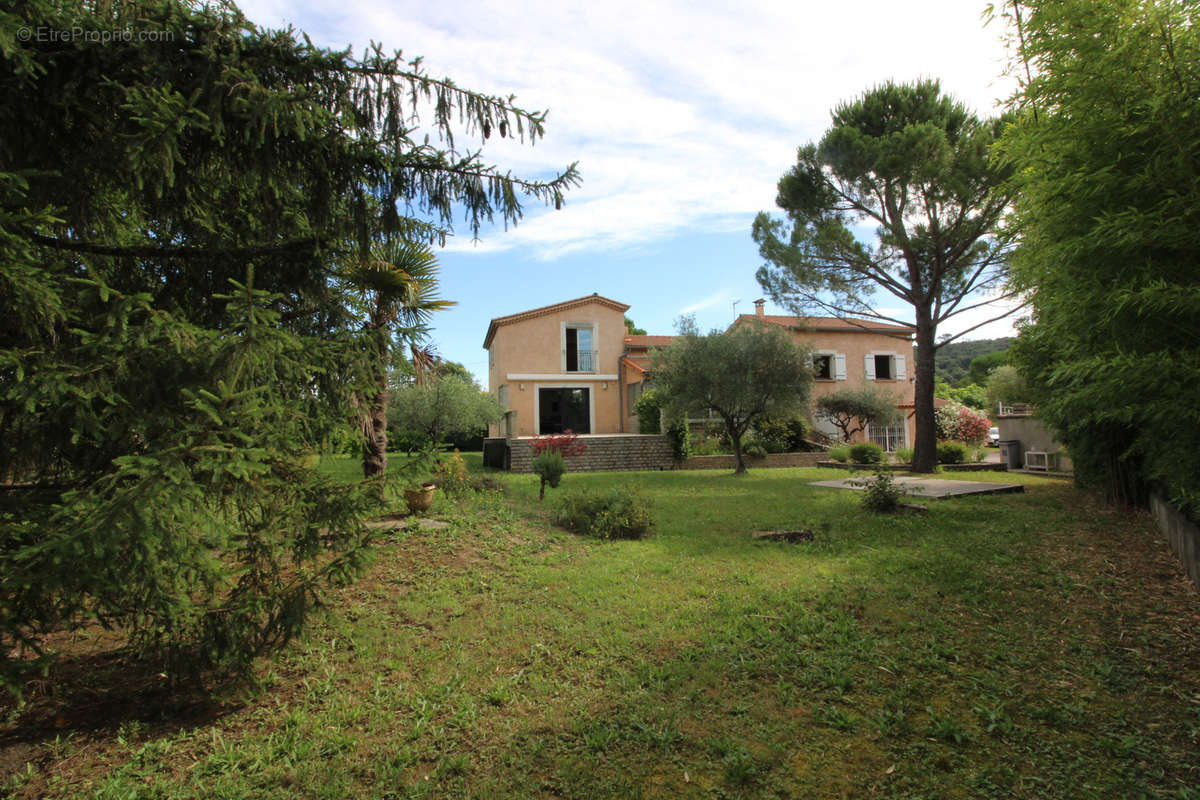 Maison à SAINT-MARTIN-DE-VALGALGUES