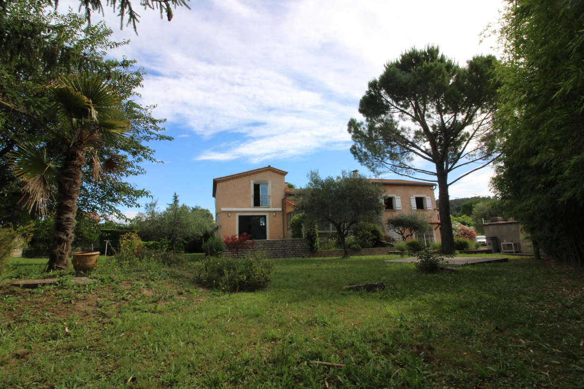 Maison à SAINT-MARTIN-DE-VALGALGUES