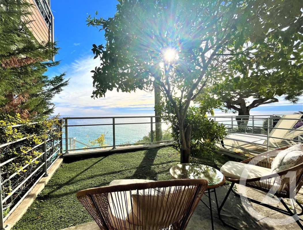 Appartement à ROQUEBRUNE-CAP-MARTIN