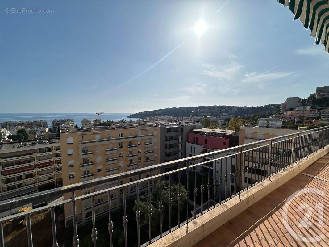 Appartement à ROQUEBRUNE-CAP-MARTIN