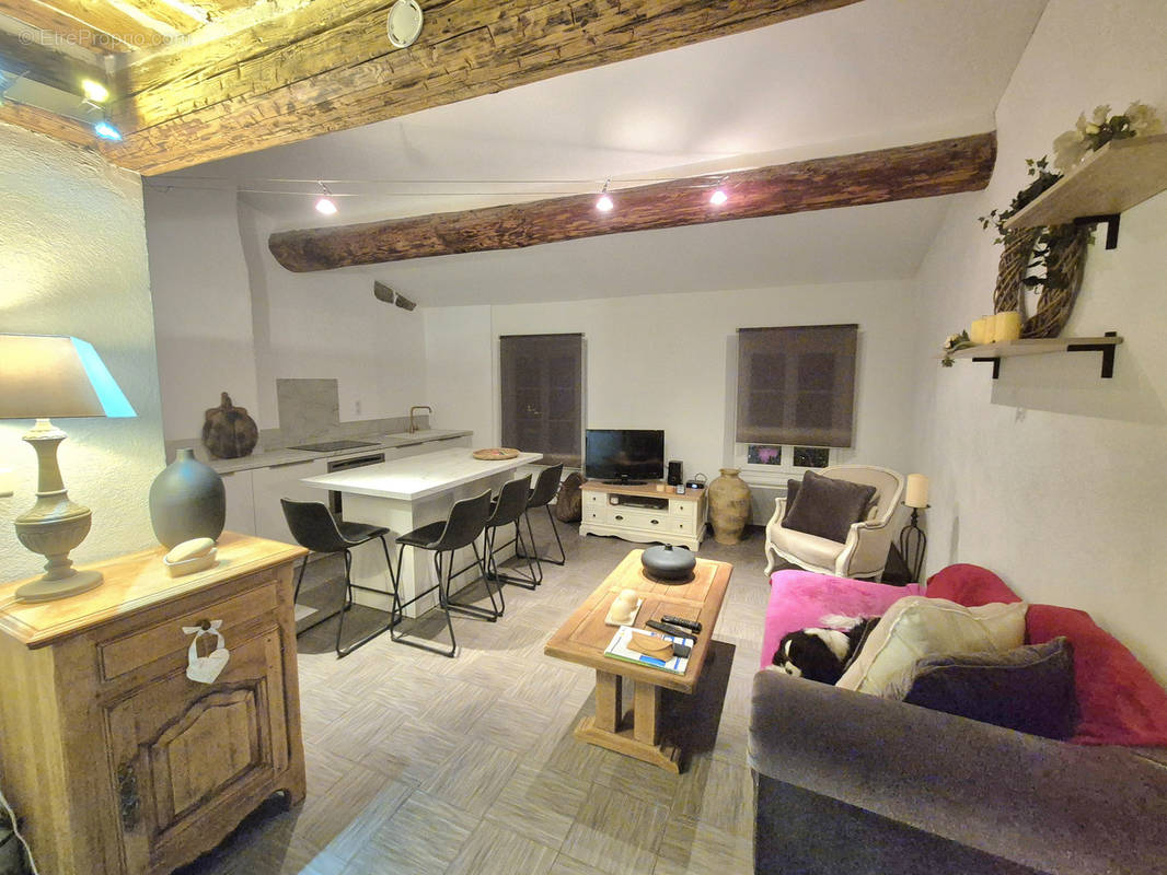 Appartement à HYERES