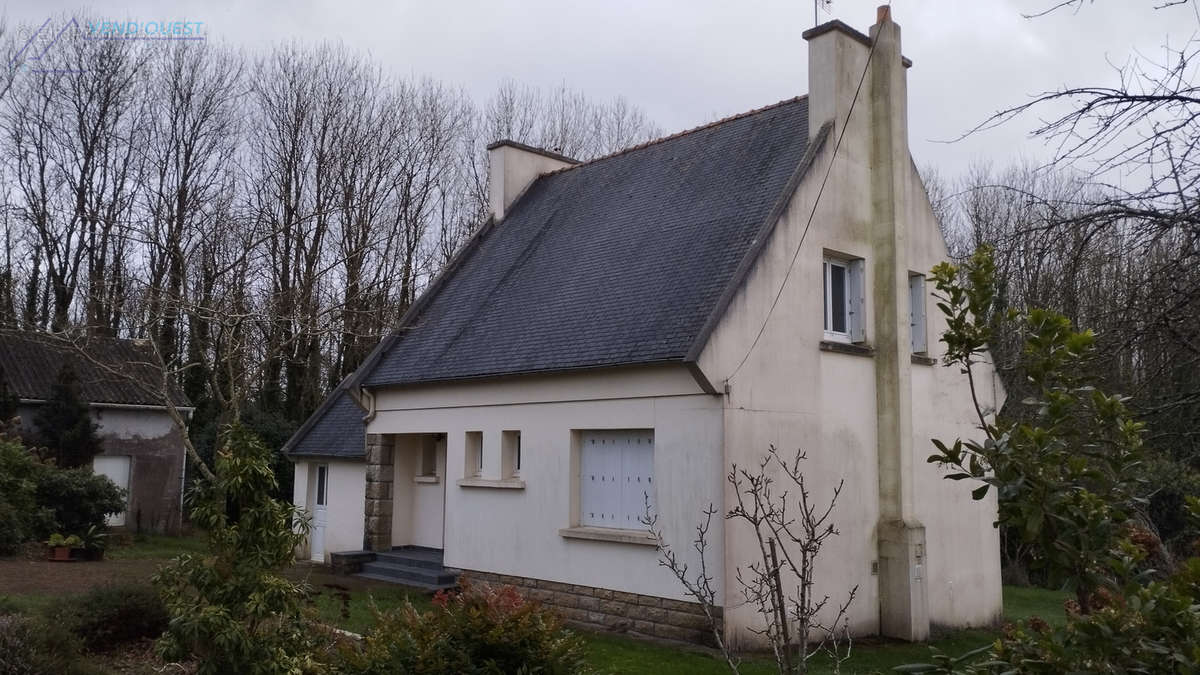 Maison à CORAY