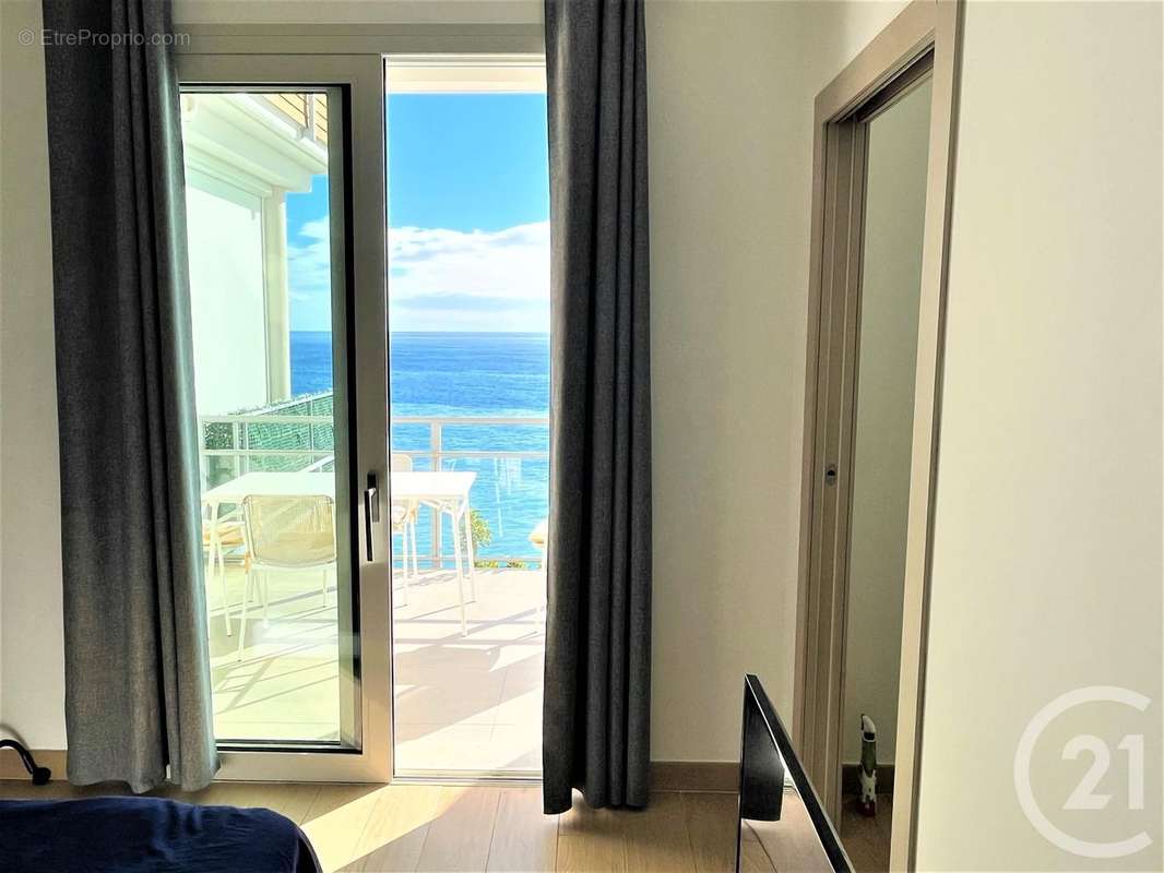 Appartement à ROQUEBRUNE-CAP-MARTIN