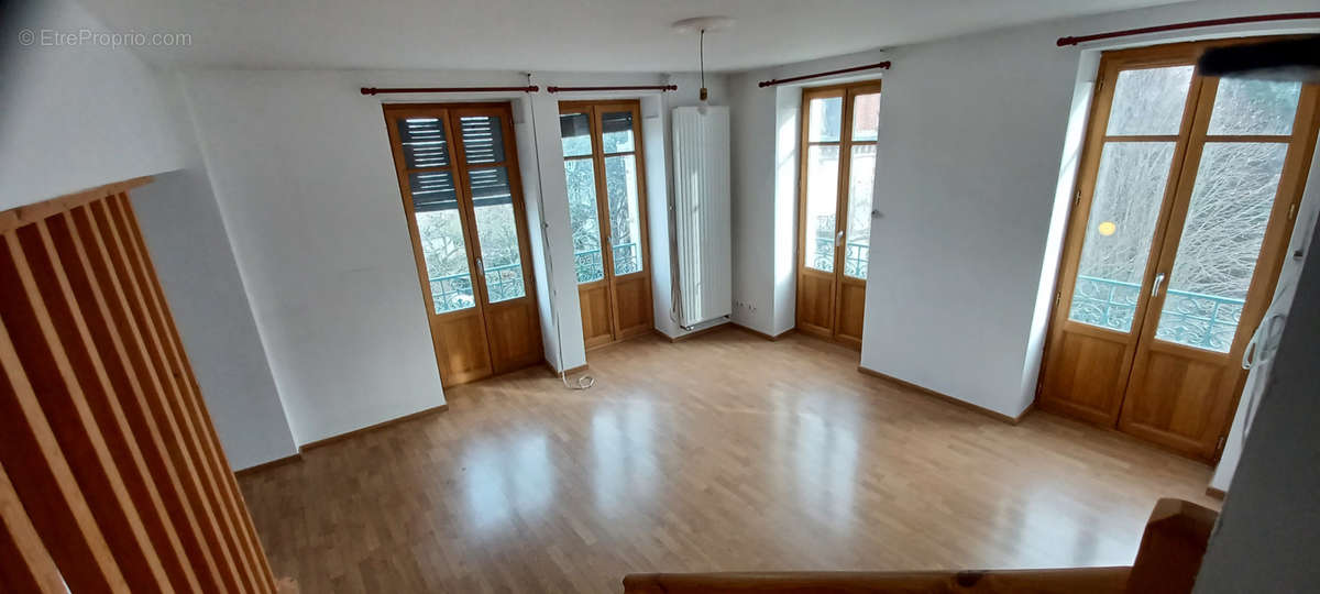 Appartement à BOURBON-L&#039;ARCHAMBAULT