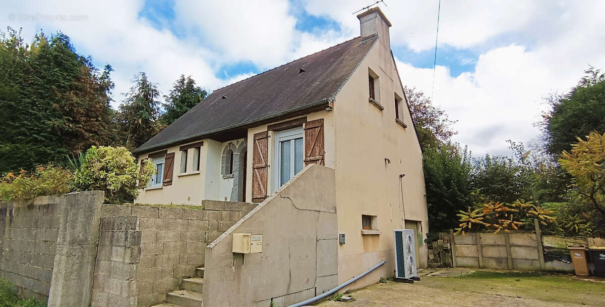 Maison à LANRELAS