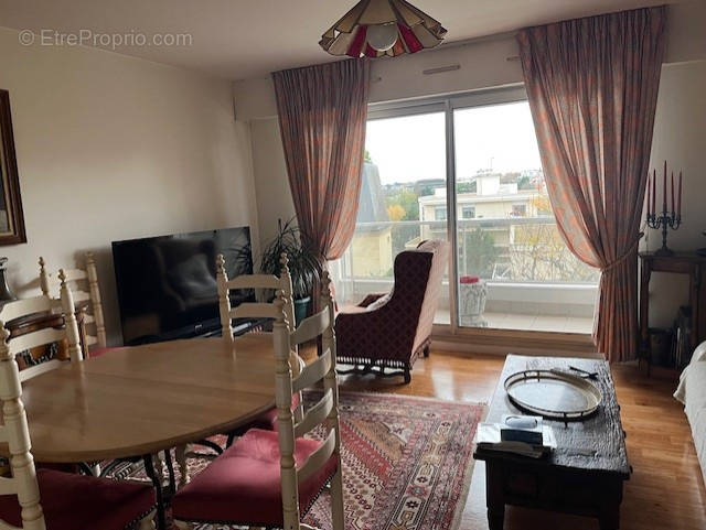 Appartement à NOGENT-SUR-MARNE