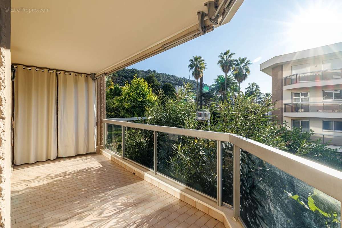 Appartement à NICE