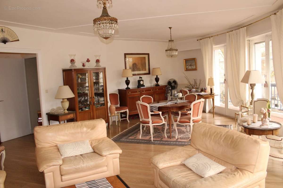 Appartement à VICHY