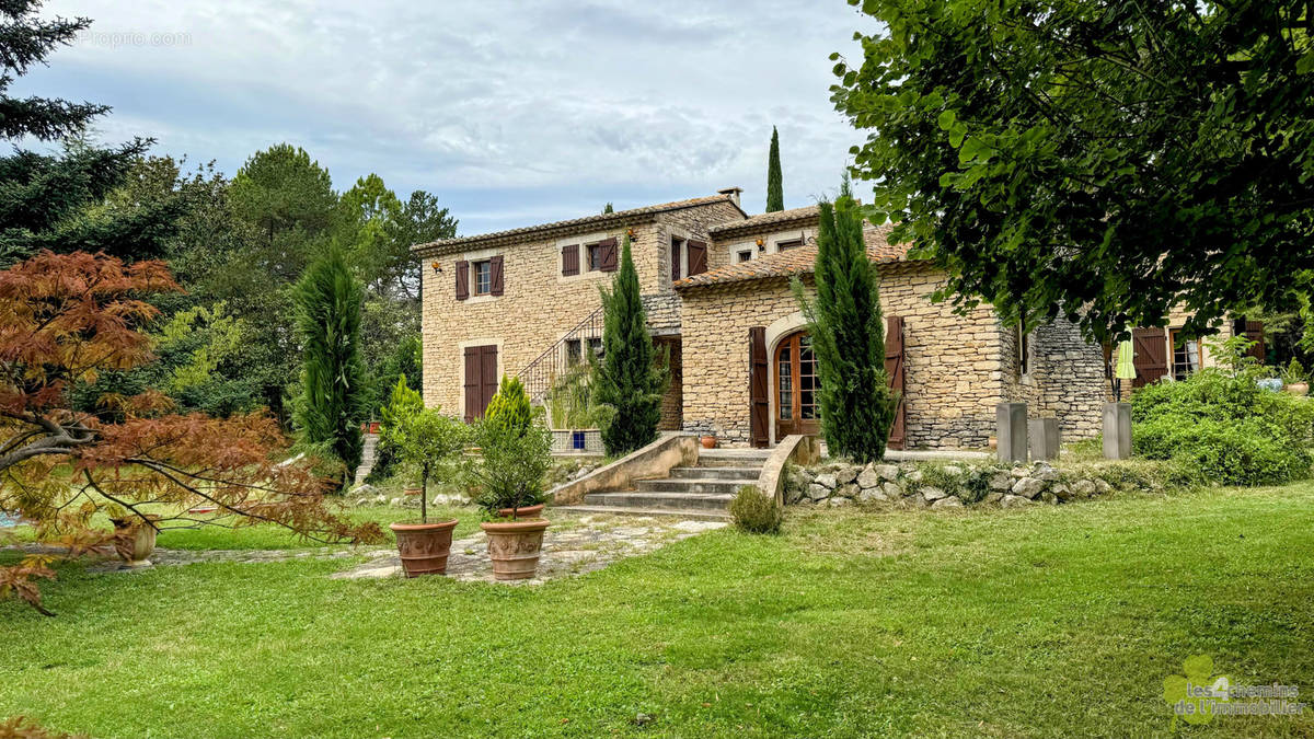 Maison à AIX-EN-PROVENCE