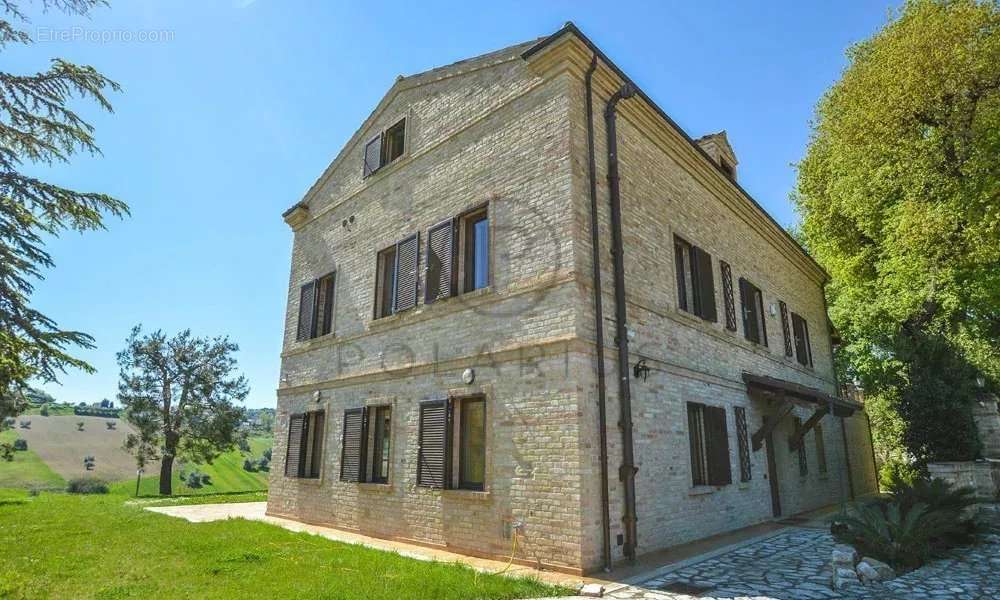 Maison à CLERMONT-FERRAND