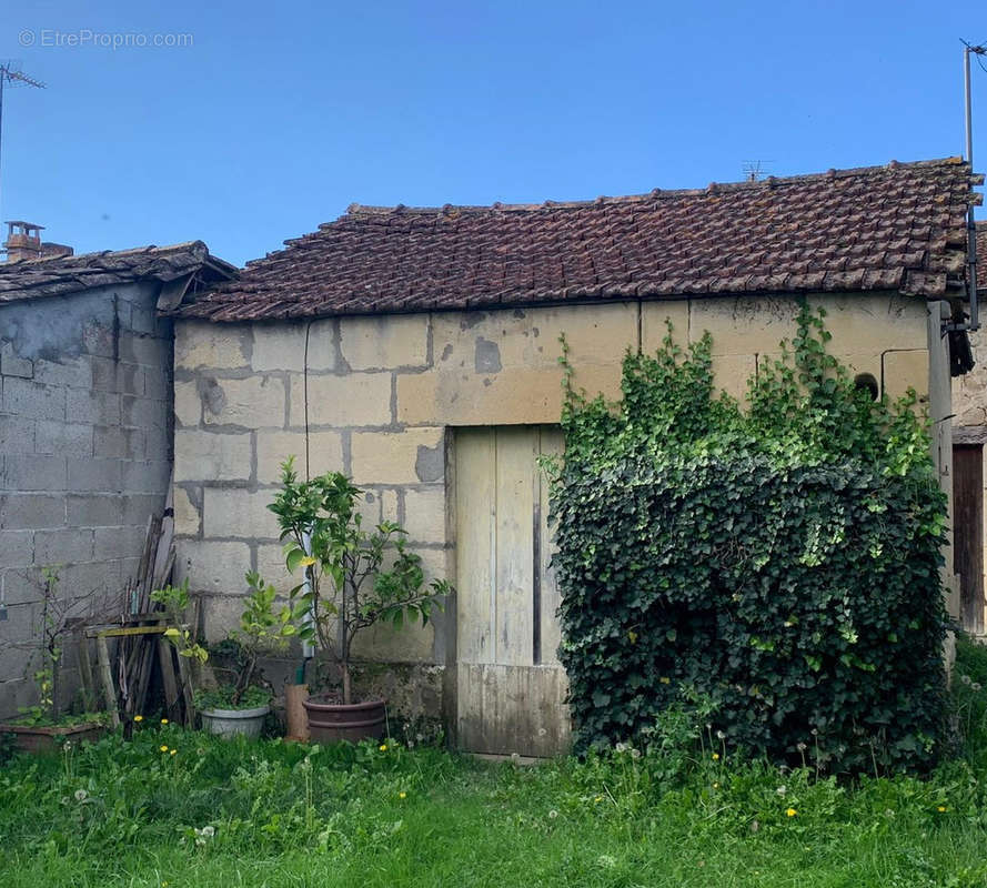 Maison à SAUVETERRE-DE-GUYENNE