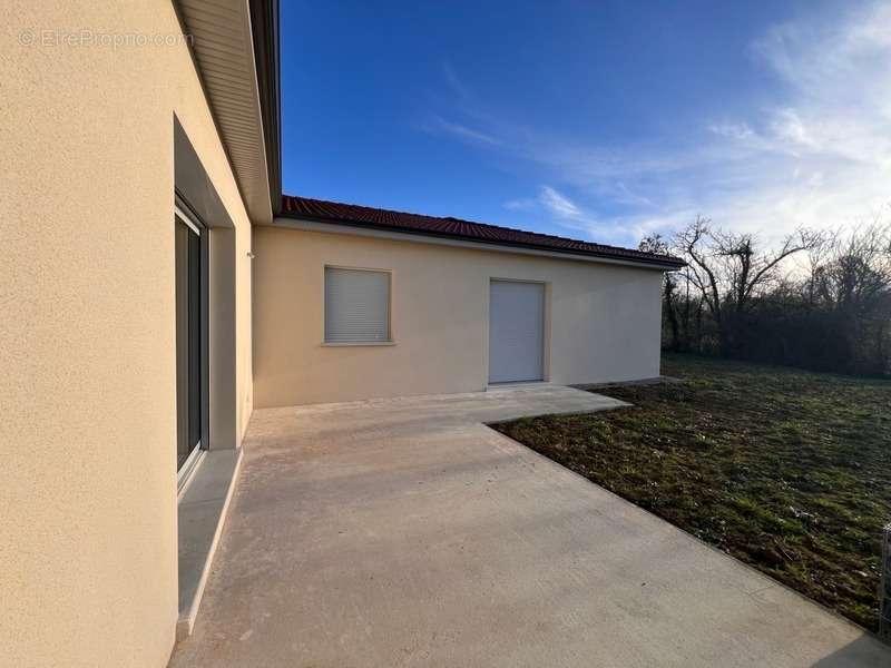 Maison à COUZEIX