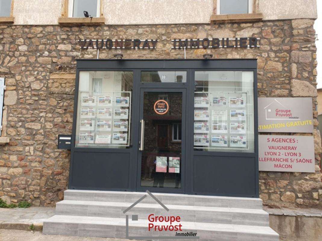 Maison à VAUGNERAY