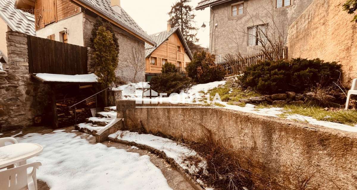 Appartement à SAINT-CHAFFREY