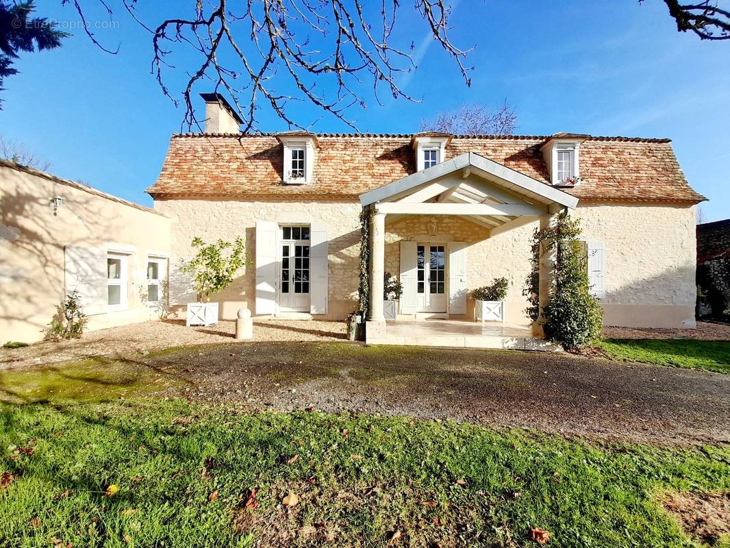 Maison à CASTILLONNES