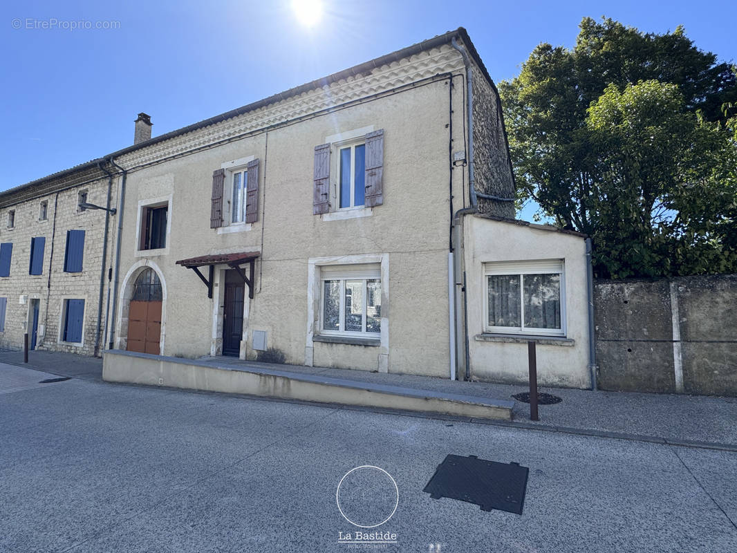 Maison à MONTBOUCHER-SUR-JABRON