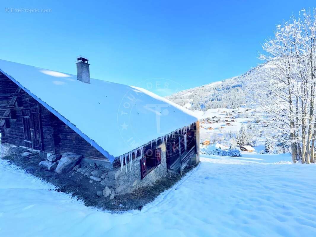 Maison à LA CLUSAZ