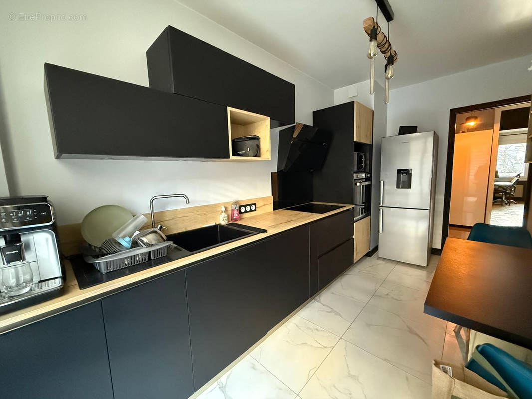 Appartement à SAINT-ETIENNE