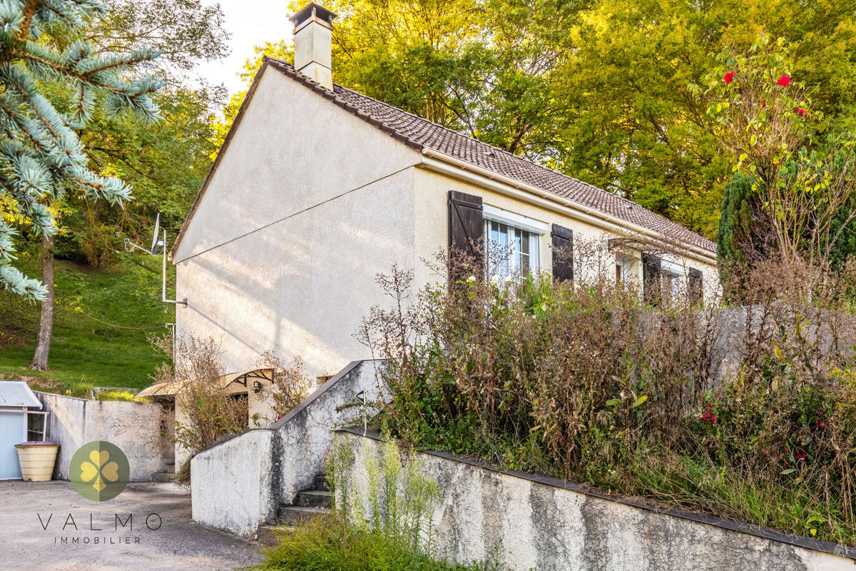 Maison à AULNAY-SUR-MAULDRE