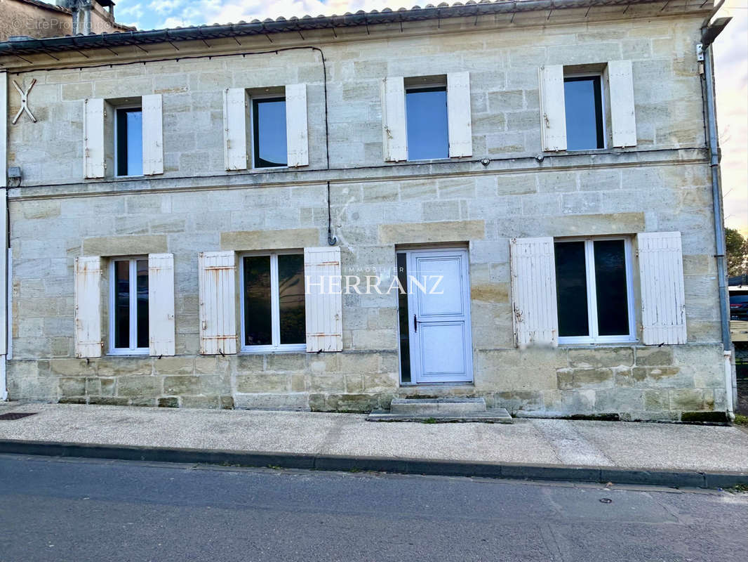 Maison à PERISSAC