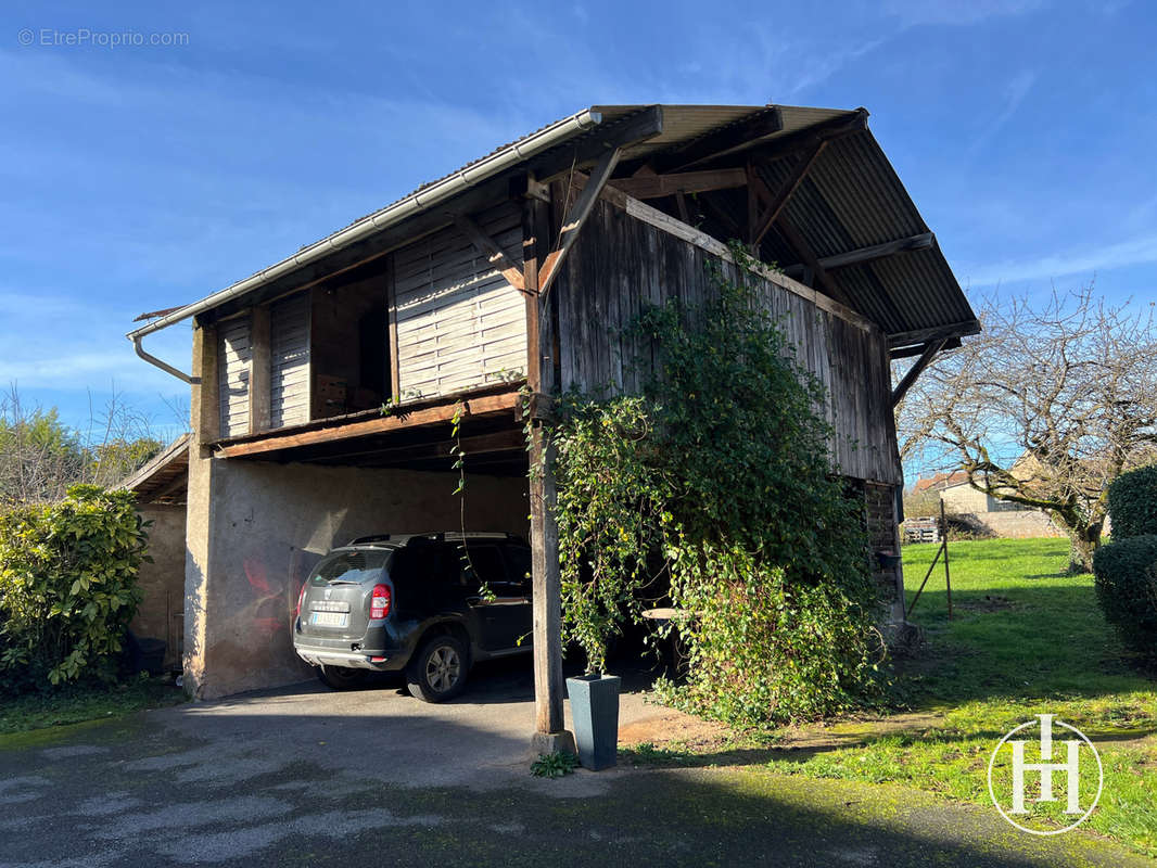 Maison à COLOMBIERS