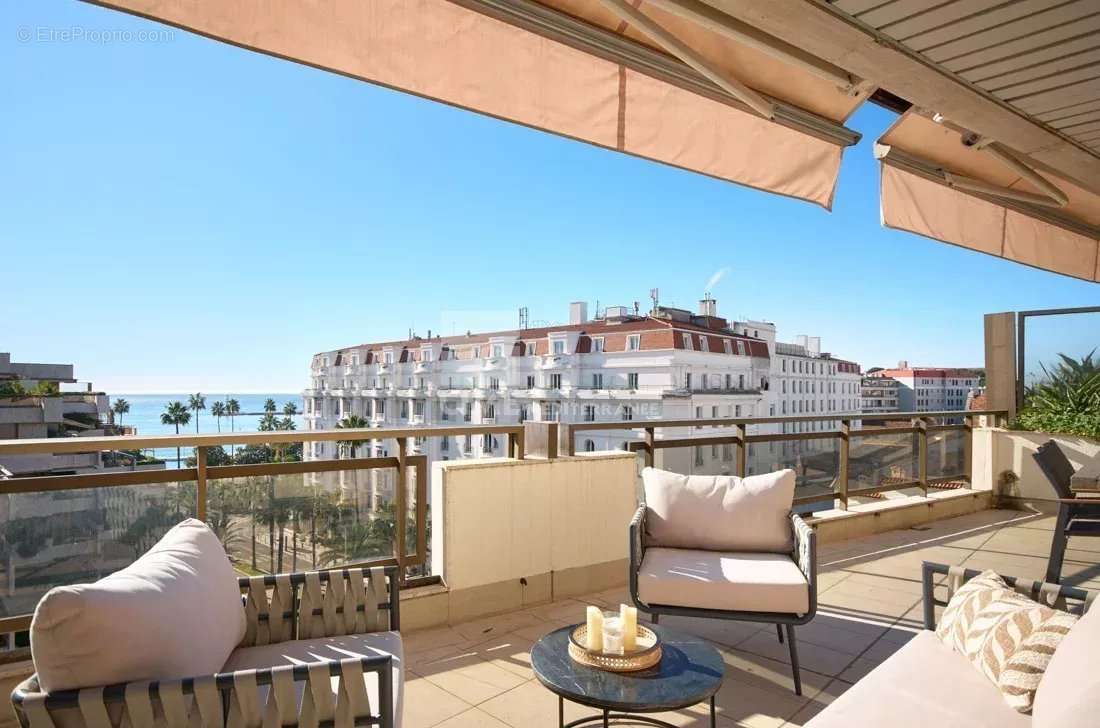 Appartement à CANNES