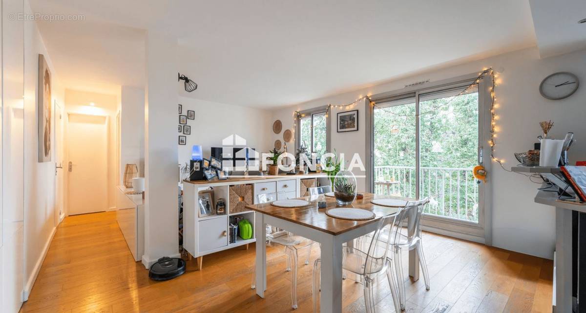 Appartement à RUEIL-MALMAISON