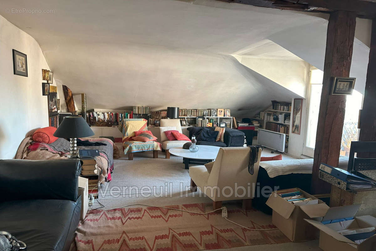 Appartement à PARIS-7E