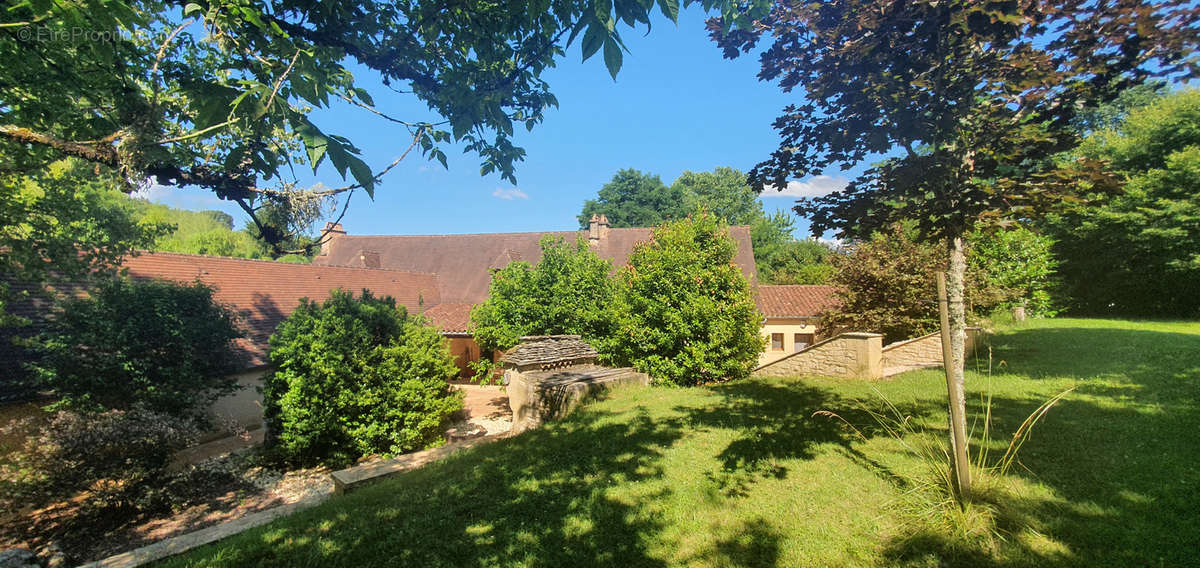 Maison à LES EYZIES-DE-TAYAC-SIREUIL