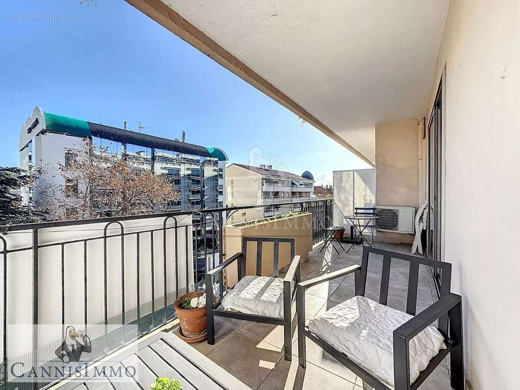 Appartement à CANNES