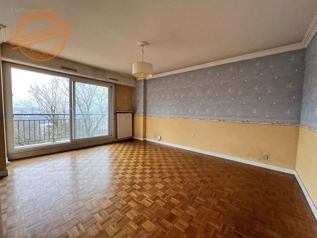 Appartement à LYON-9E