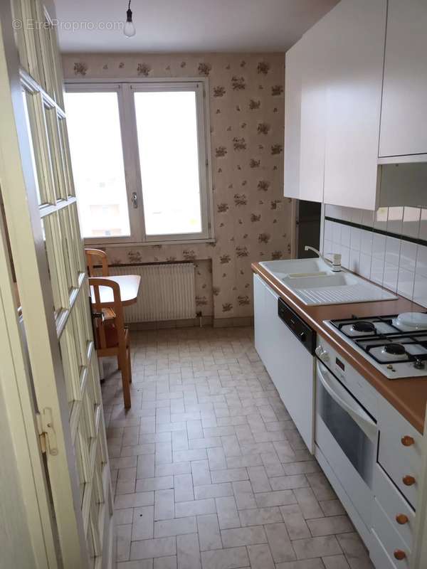 Appartement à MONTCEAU-LES-MINES