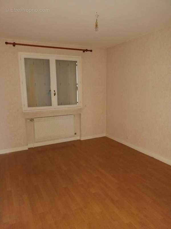 Appartement à MONTCEAU-LES-MINES