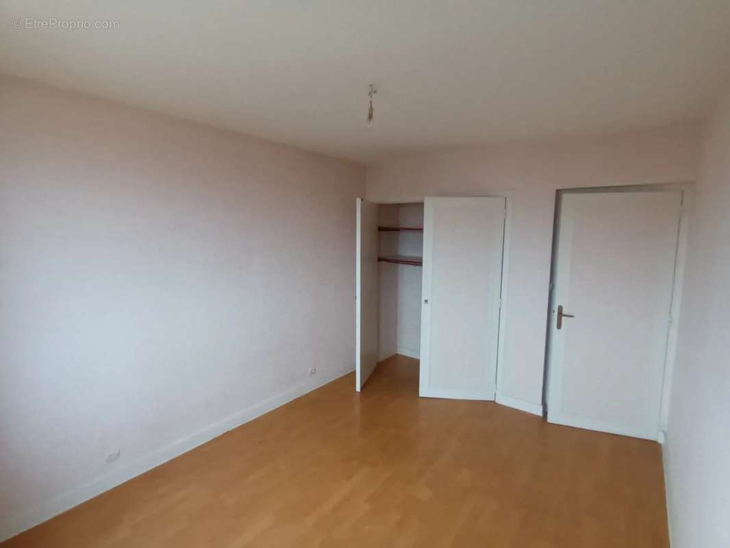 Appartement à MONTCEAU-LES-MINES