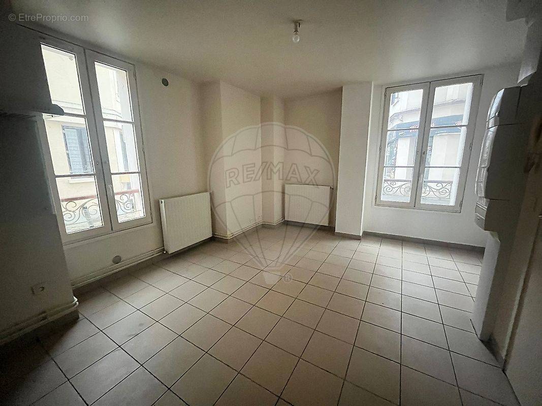 Appartement à MONTEREAU-FAULT-YONNE