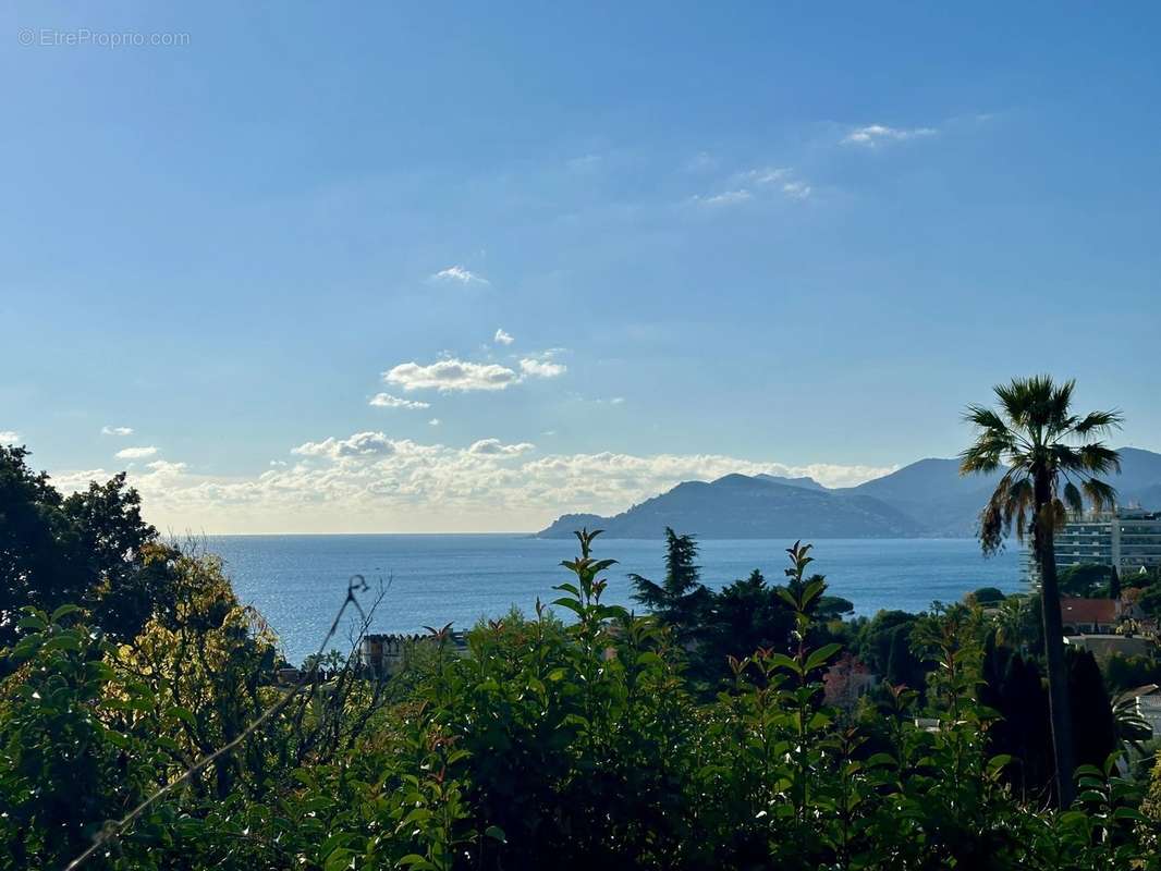 Appartement à CANNES