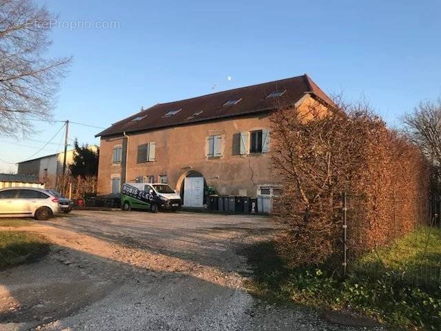 Appartement à MONTFERRAND-LE-CHATEAU