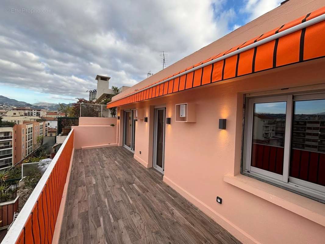 Appartement à NICE