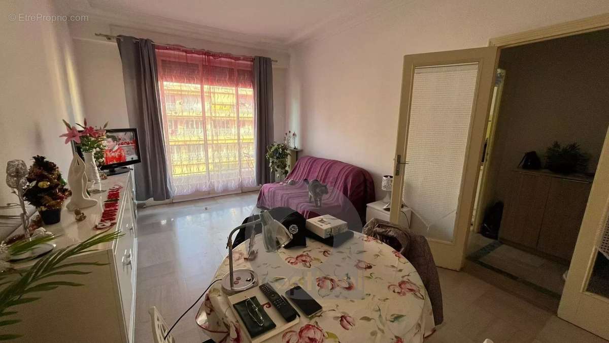 Appartement à MENTON