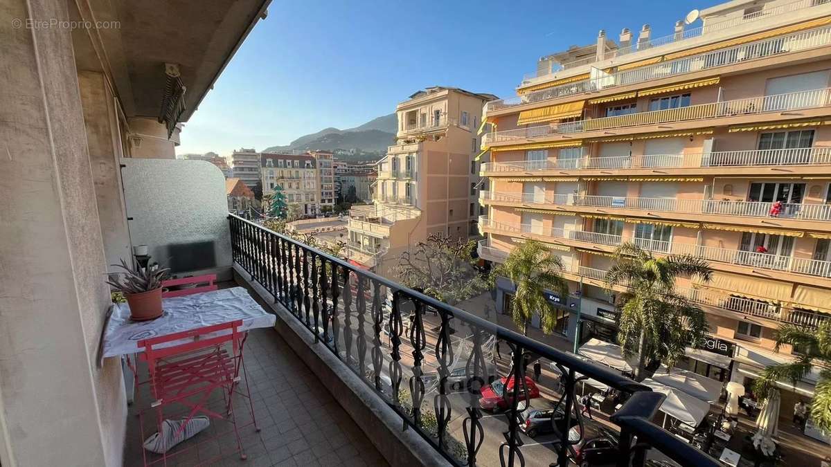 Appartement à MENTON